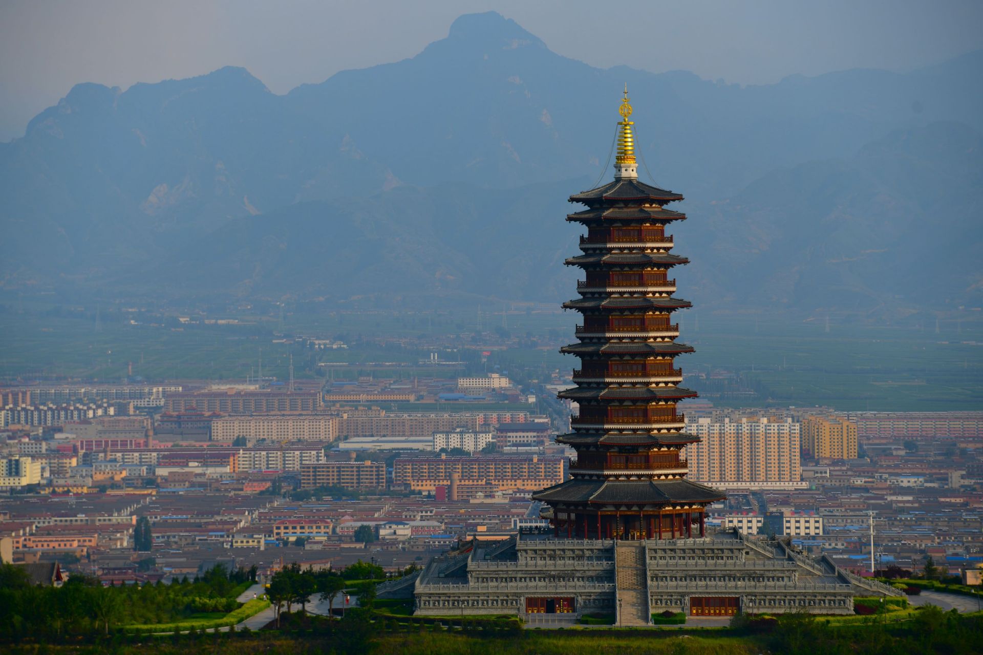 繁峙憨山景区图片