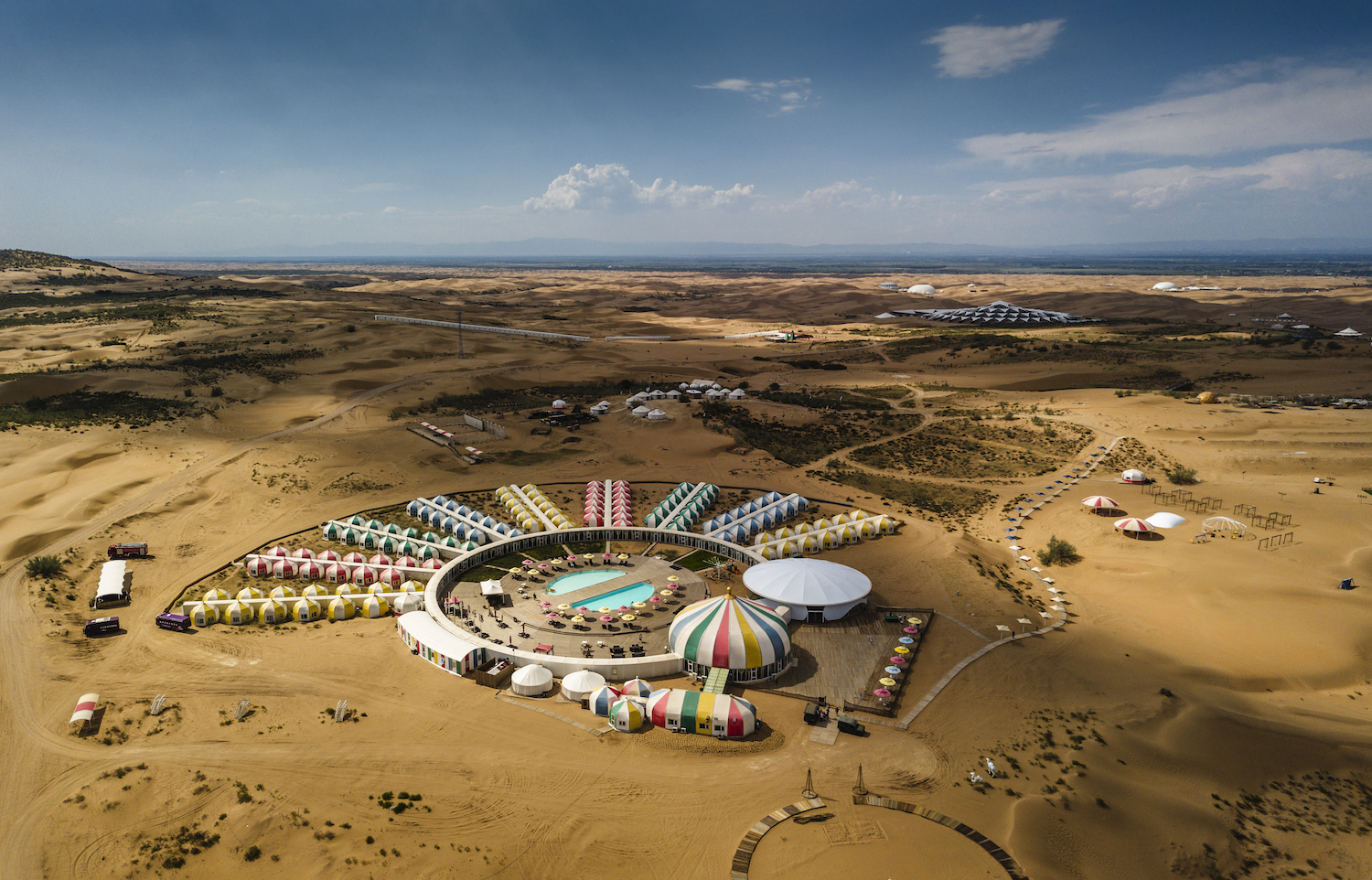 五一响沙湾旅游攻略  一,路线规划  五一假期,正是游览响沙湾的好时节