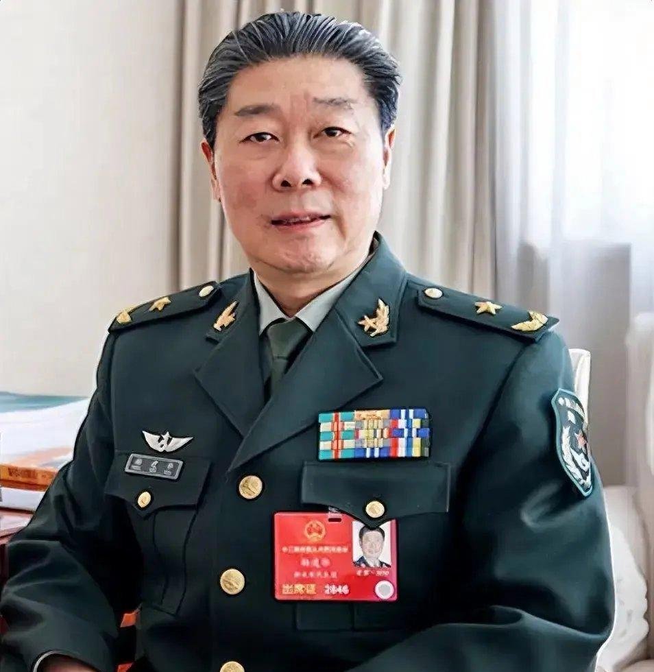 杨建华的家庭关系: