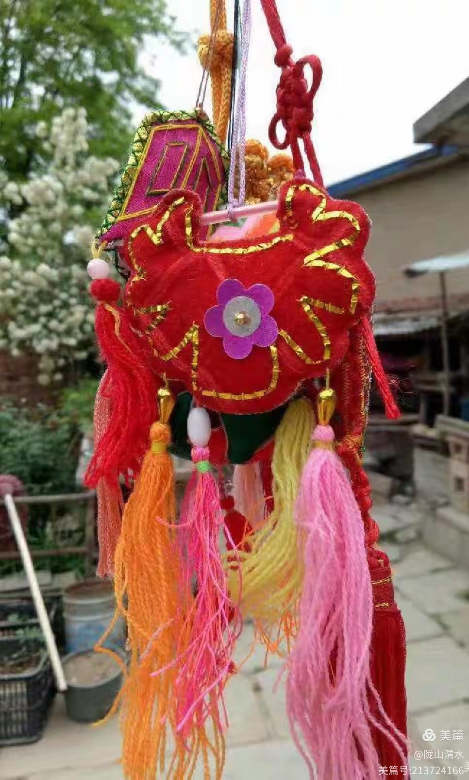 看着一个个荷包,就