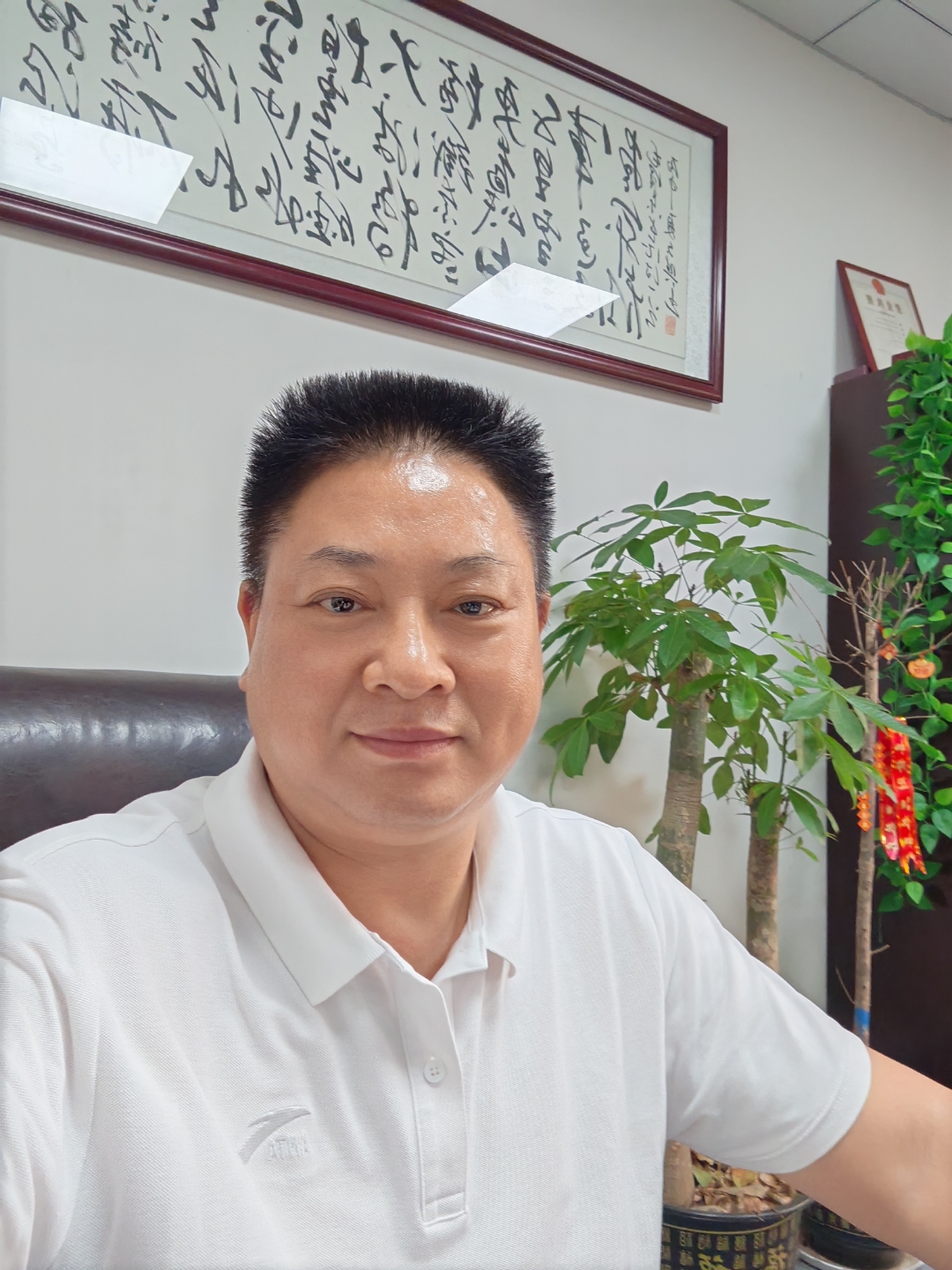 生活中,很多关系因语气太冲而破裂,很多机会因言辞刻