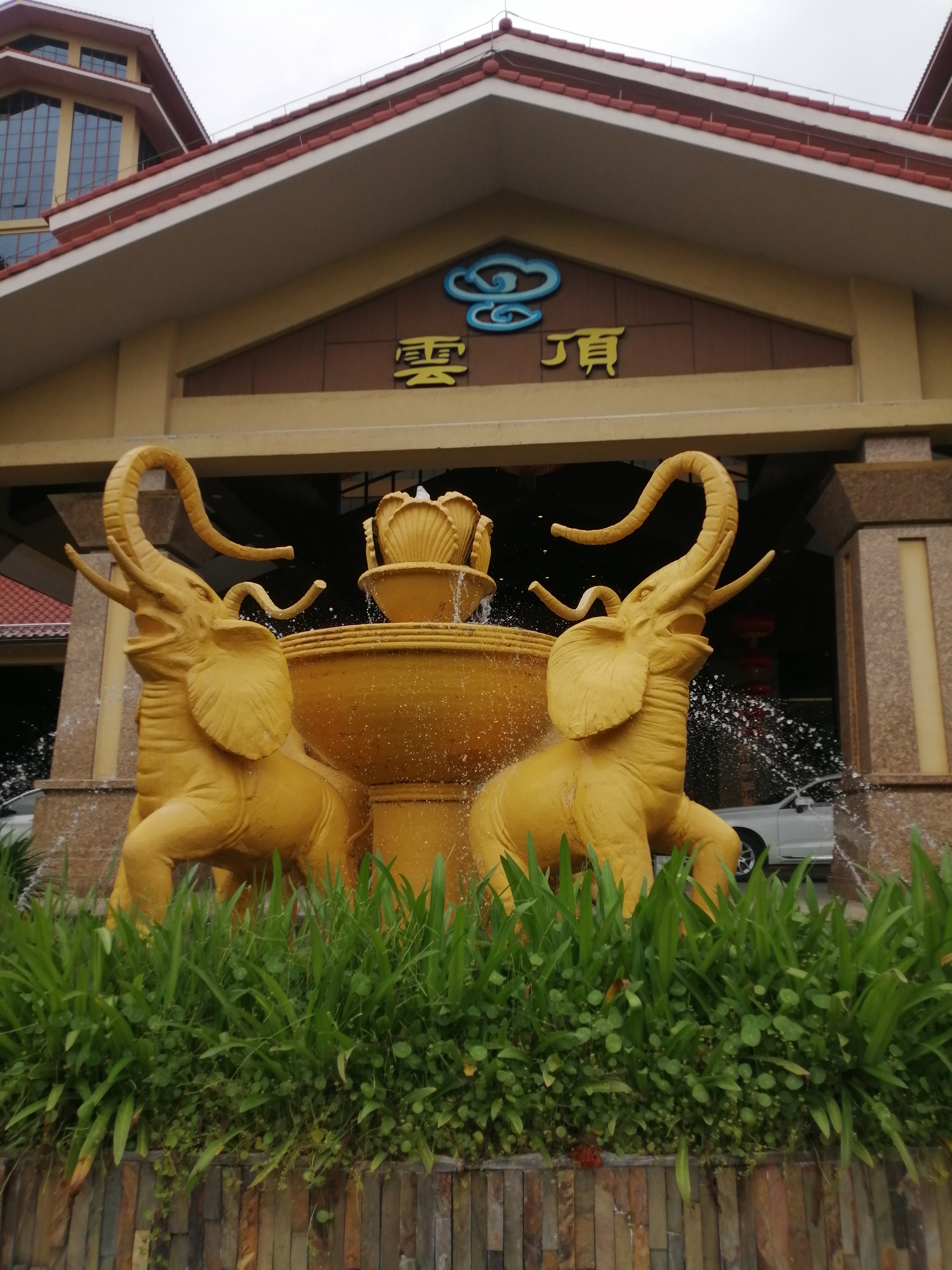 不管是亲人,爱人或朋友都是你生命中的贵人,真正用心