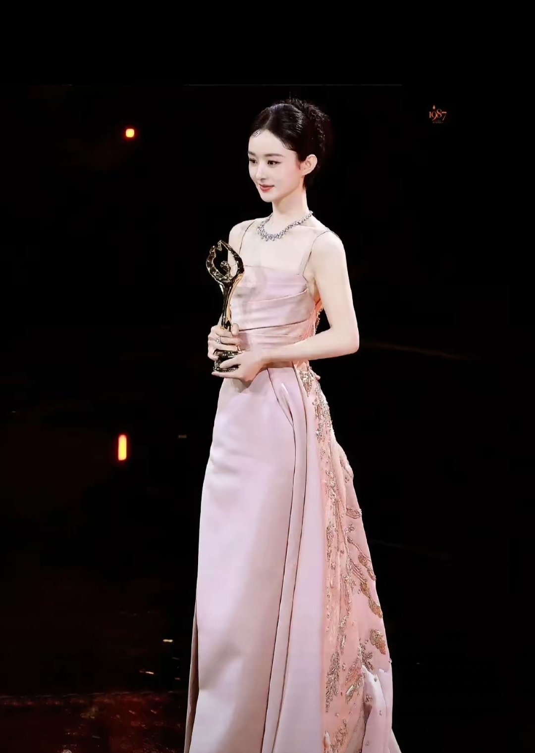 赵丽颖# #赵丽颖礼服图片赵丽颖礼服赵丽颖礼服照片赵丽颖 晚礼服