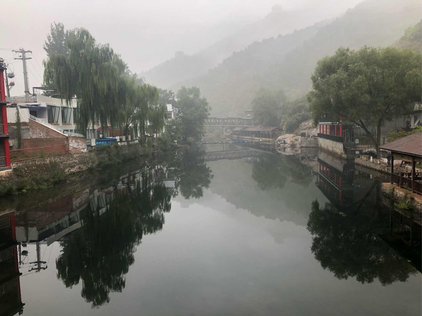 缺憾也是一种美  世事没有完美 当缺憾呈现眼前的时候 可以视之为美丽