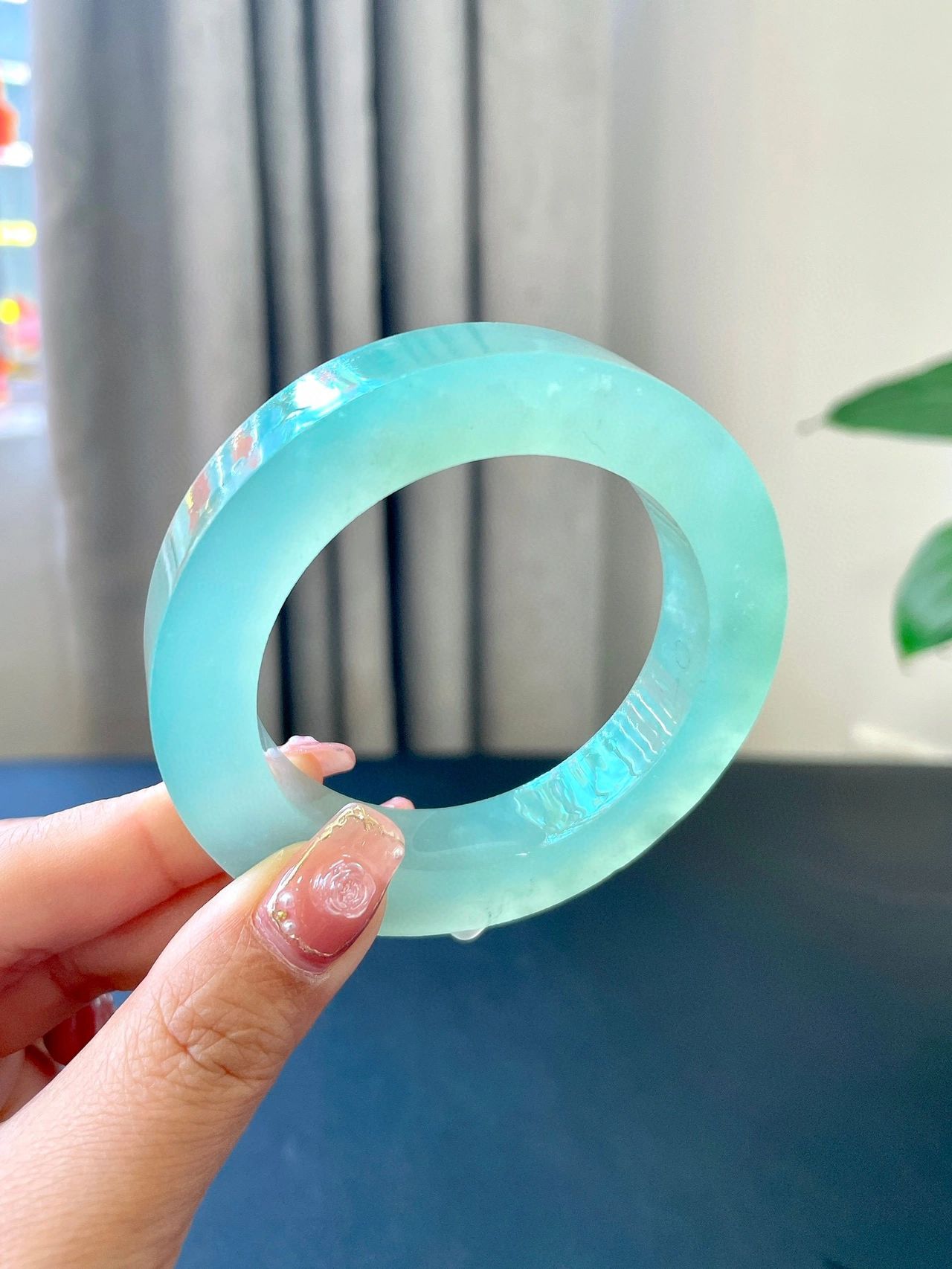 简直了高级感拉满的湖水蓝~ 冰种湖水蓝翡翠手镯胚  【尺寸】54.3*12.