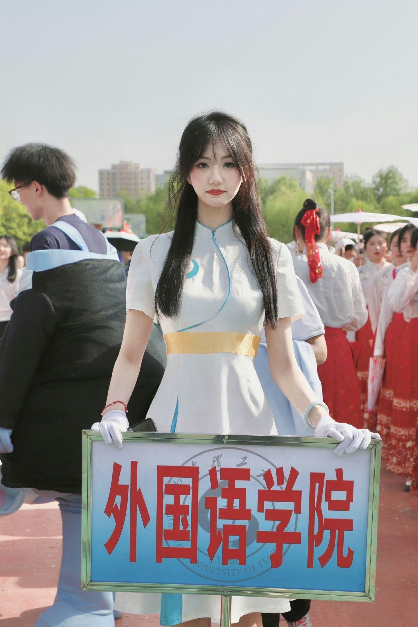 大学美女运动会图片