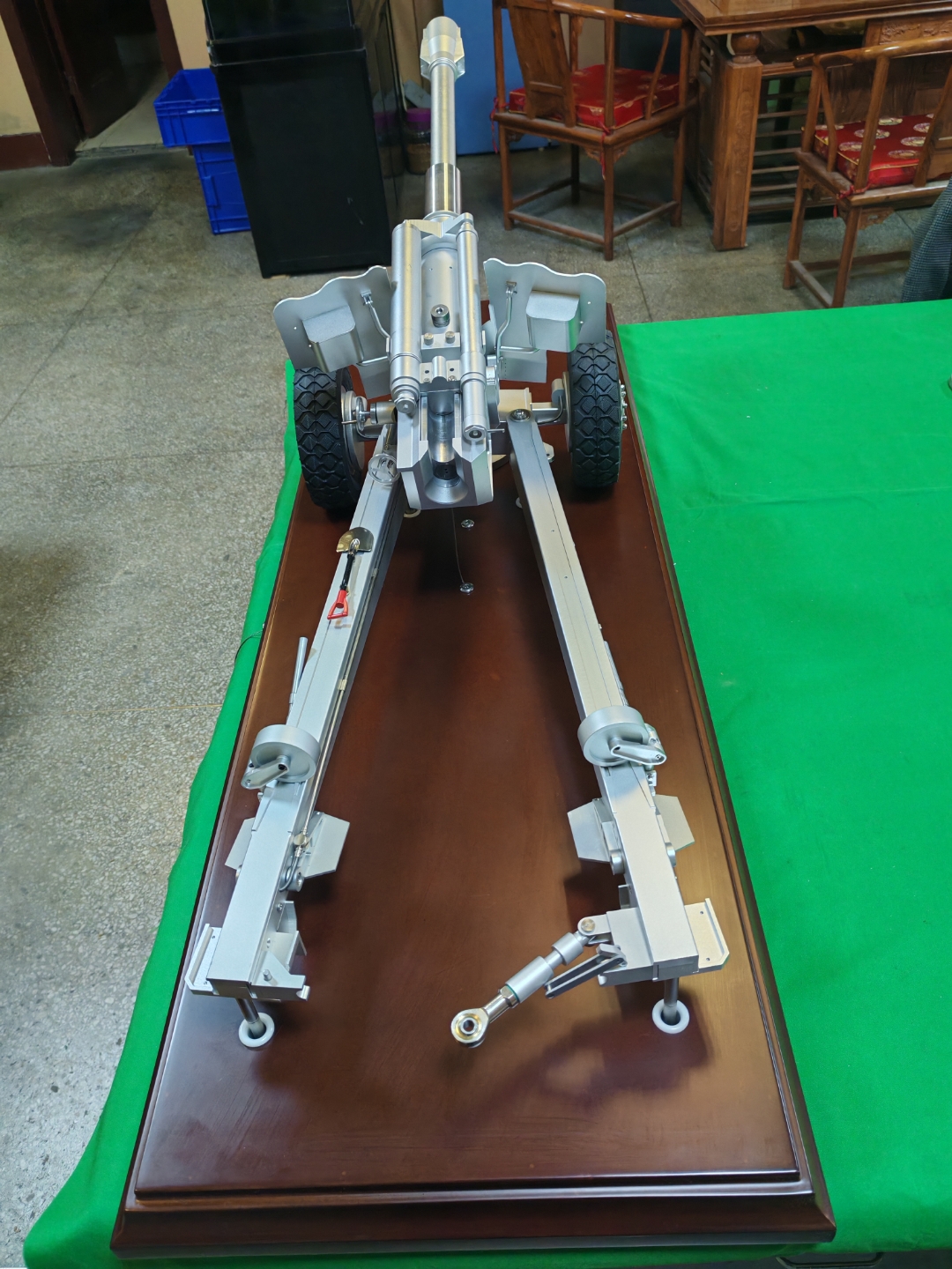 中国66式152毫米加农榴弹炮模型