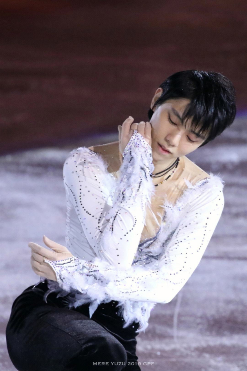 花样滑冰# 大白鹅壁纸分享[吃瓜]#羽生结弦#  不允许任何一个柚粉