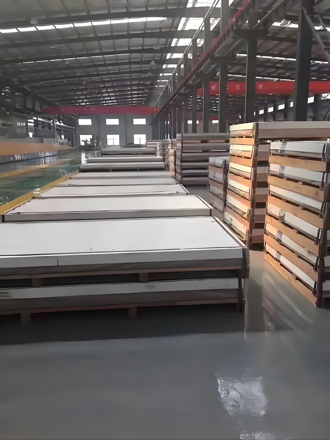 6061-t6拉丝铝板:工业与美学融合的典范材料 在现代材料科学的广阔