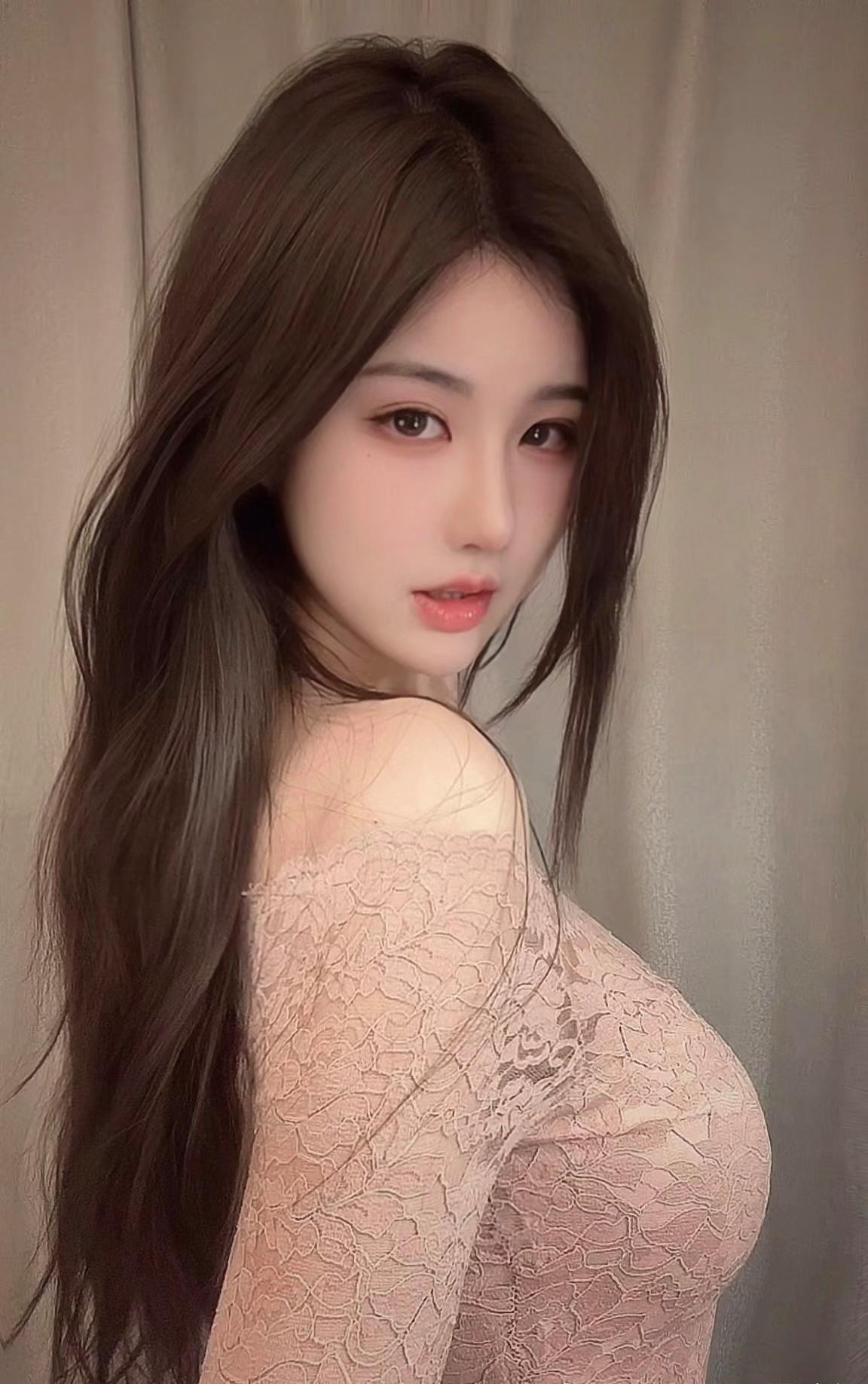 回眸一笑百媚生