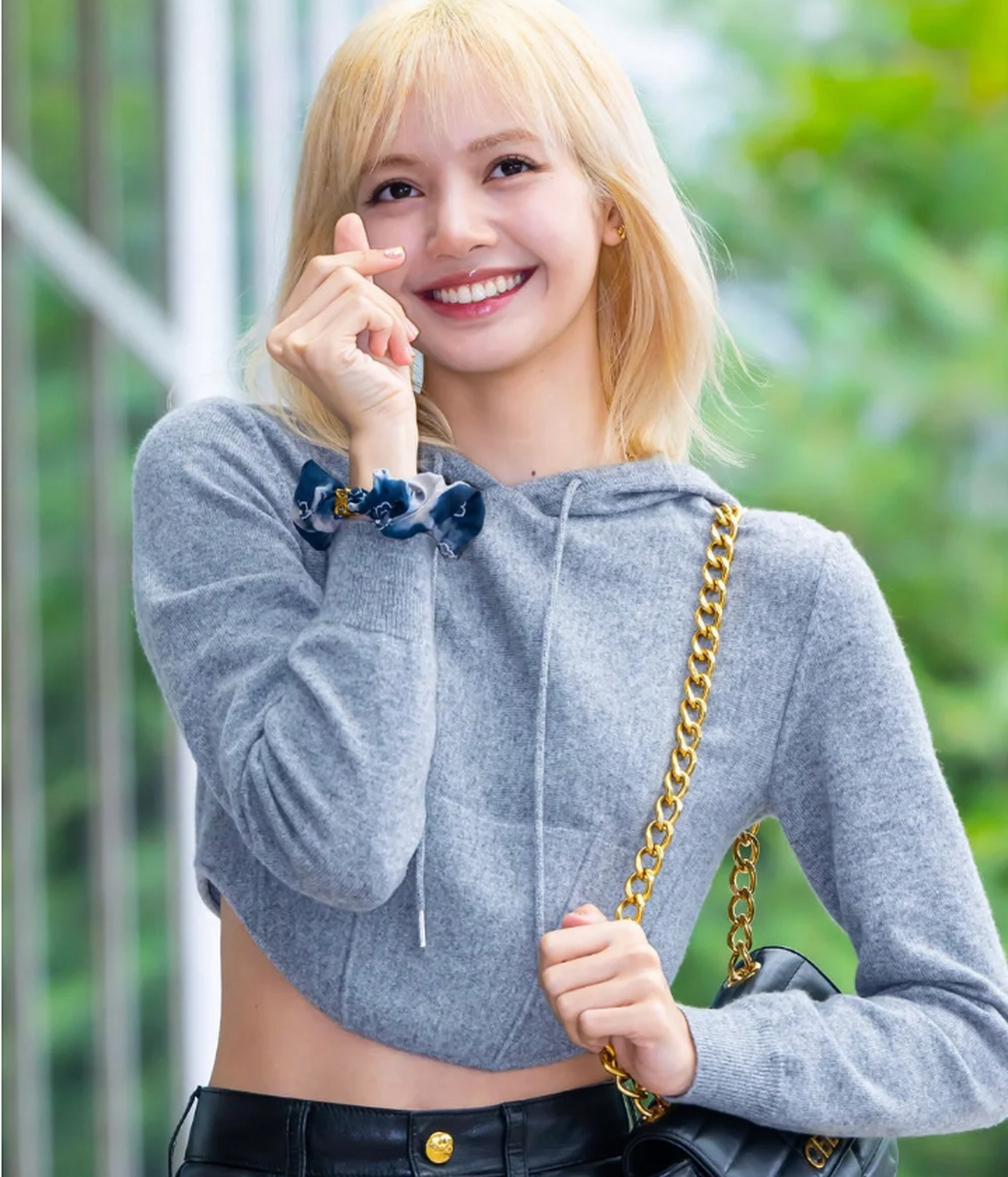 你们能get到blackpink成员,lisa这种金发短发造型吗