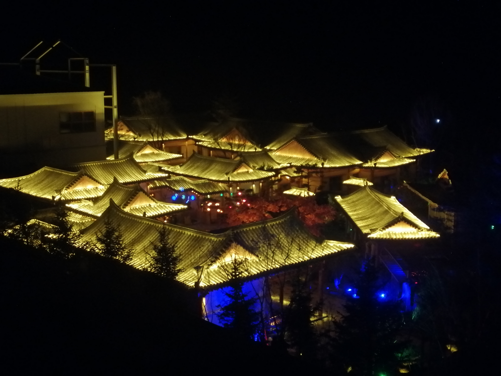 吉林延边龙井琵岩山温泉度假小镇,有一处旅游度假的好去处[干杯][给你