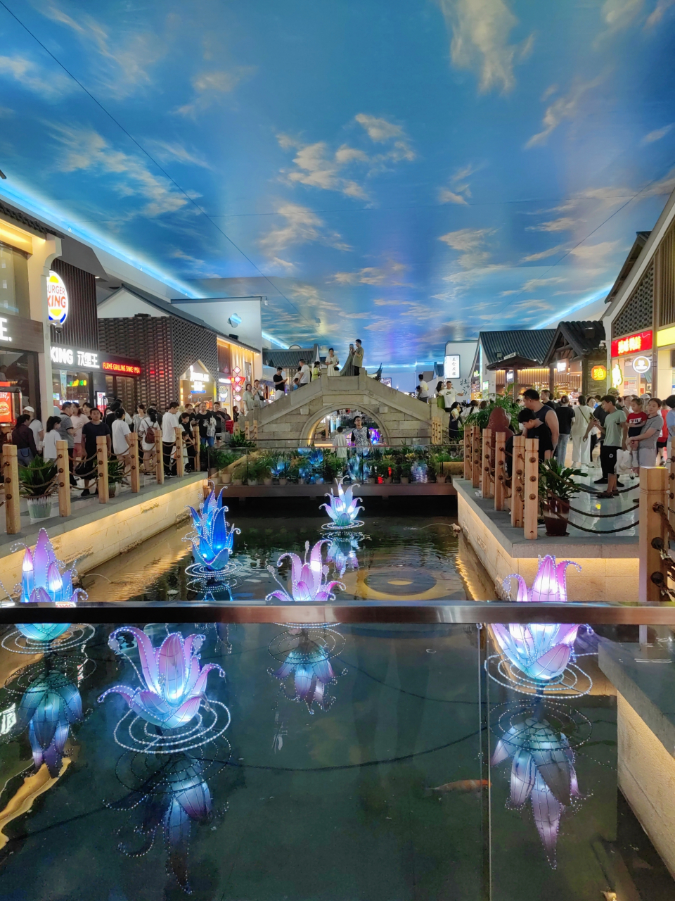 阳澄湖服务区,成为了好多人的景点打卡地#我的旅行日记# #vlog记录