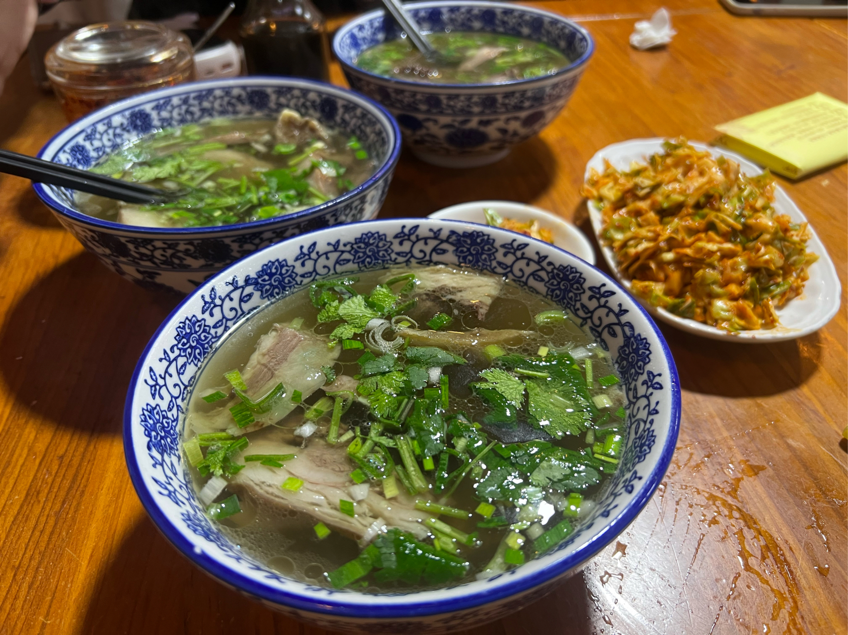 寻味主理人# 西安当地人推荐的爆火店铺——澄城崇斌水盆羊肉.