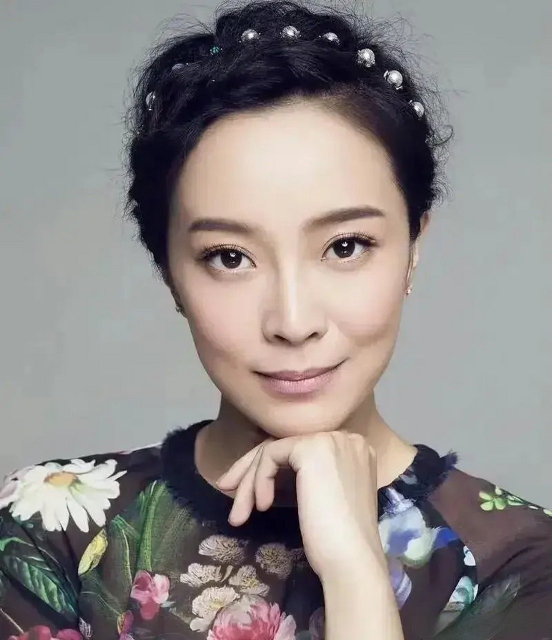 山东省济南市最新女富豪揭晓: 苏岩,1974年9月5日出生于山东省济南市