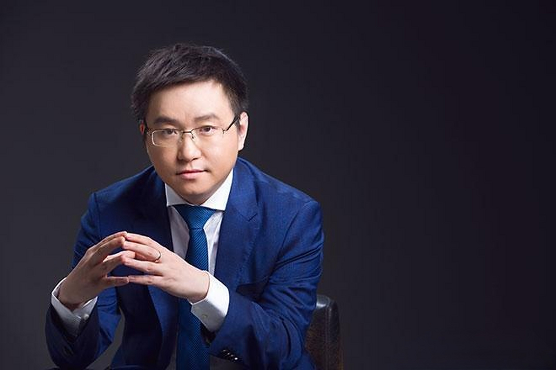 山东省济南市前富豪揭晓: 陈少杰,1984年生于济南,毕业于山东青年政治