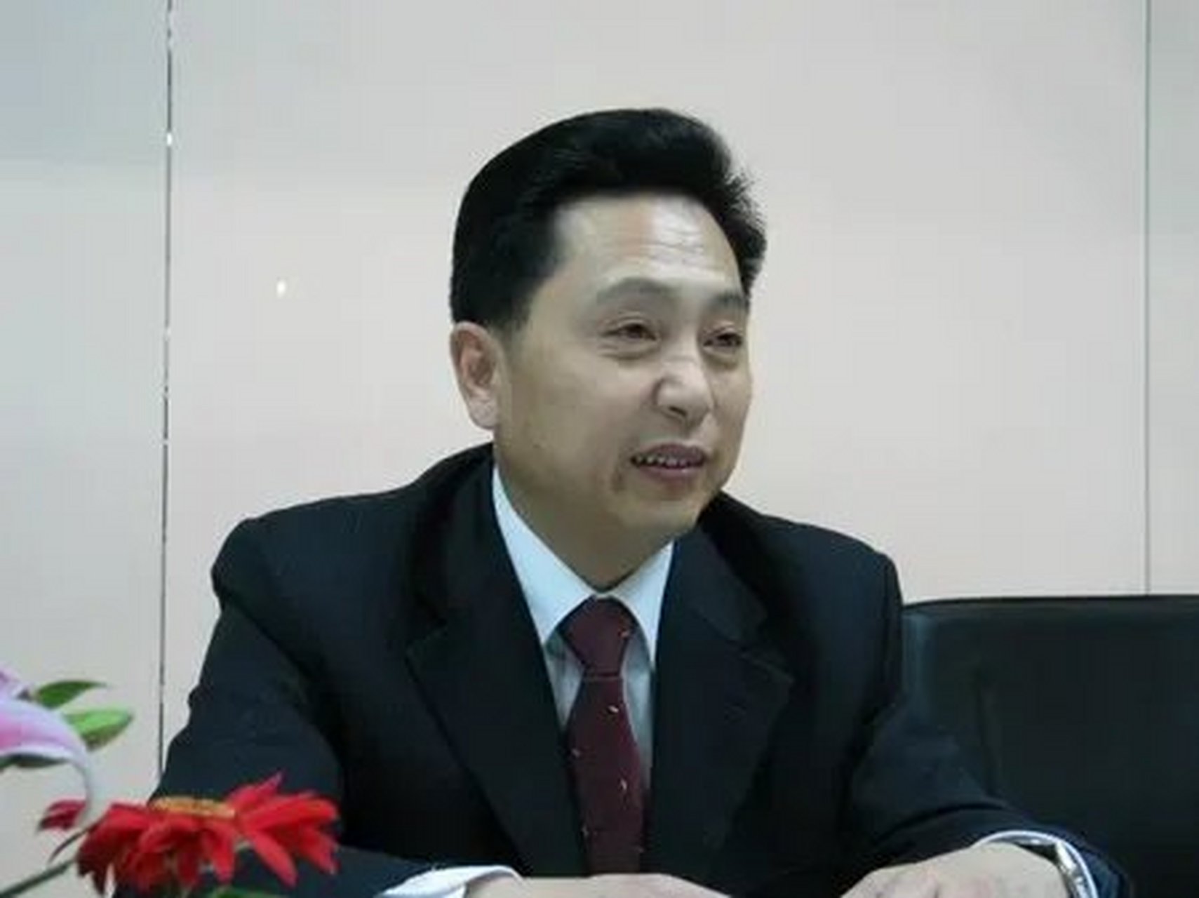 孙少立,1955年生于广西,毕业于广西机械工业学院,五菱品牌创始人.