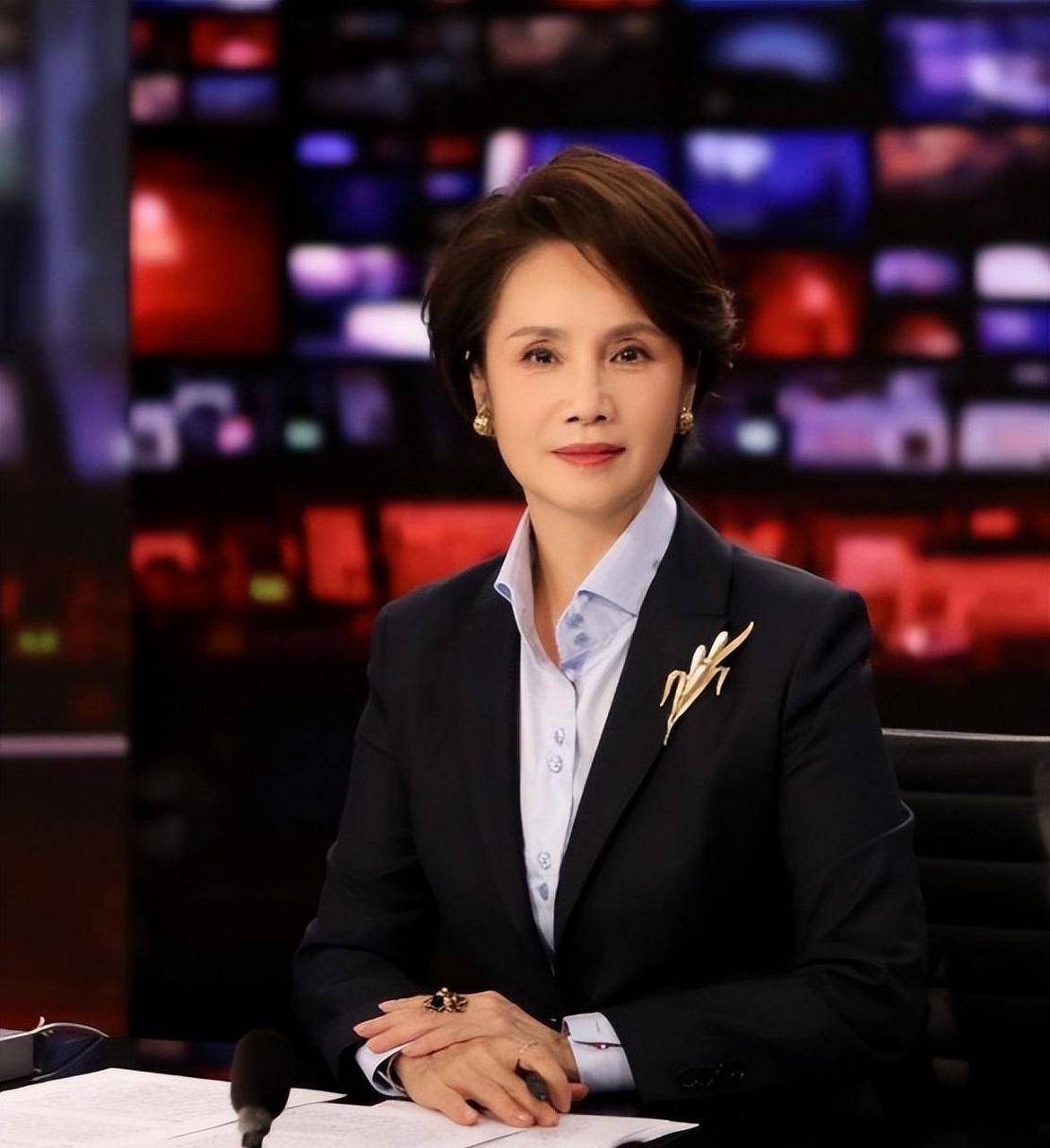 湖南省吉首市著名主持人揭晓: 徐俐,1961年生于吉首市,毕业于湖南广播