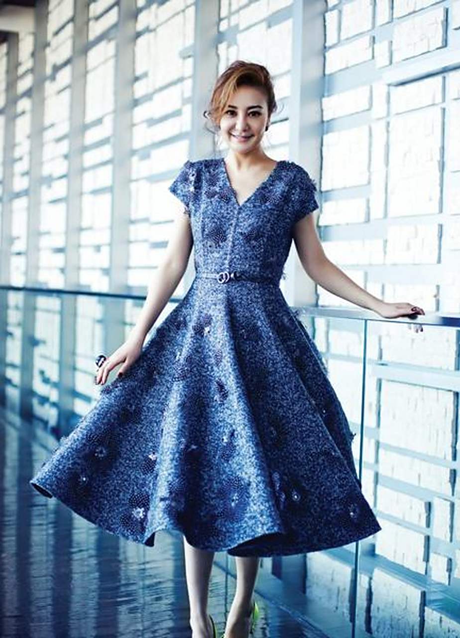 四川省成都市最新女富豪揭晓: 张婉如,1982年4月12日出生于四川省成都