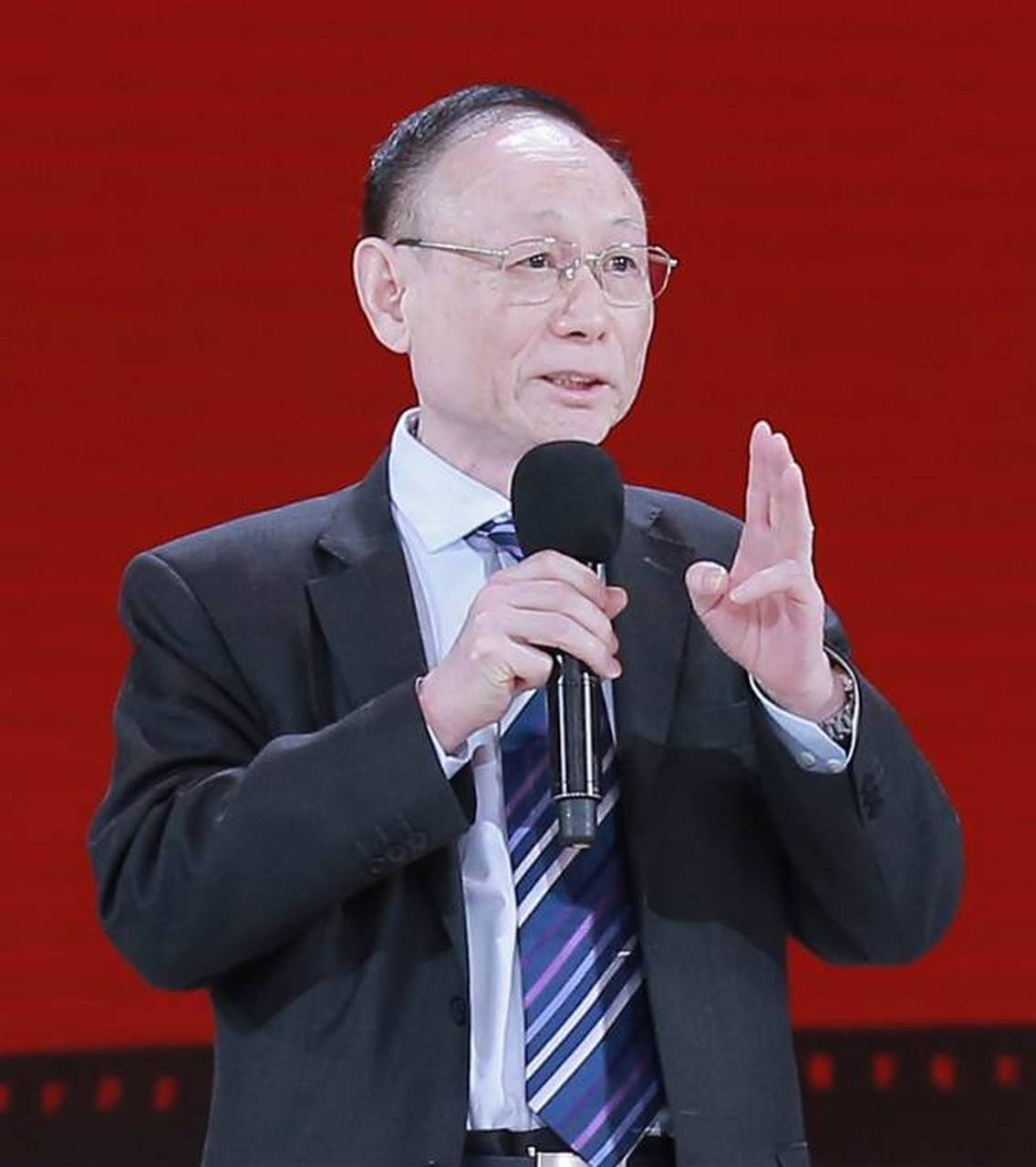 河北省邢台市最新富豪揭晓: 靳保芳,1952年生,邢台宁晋人,mba学历