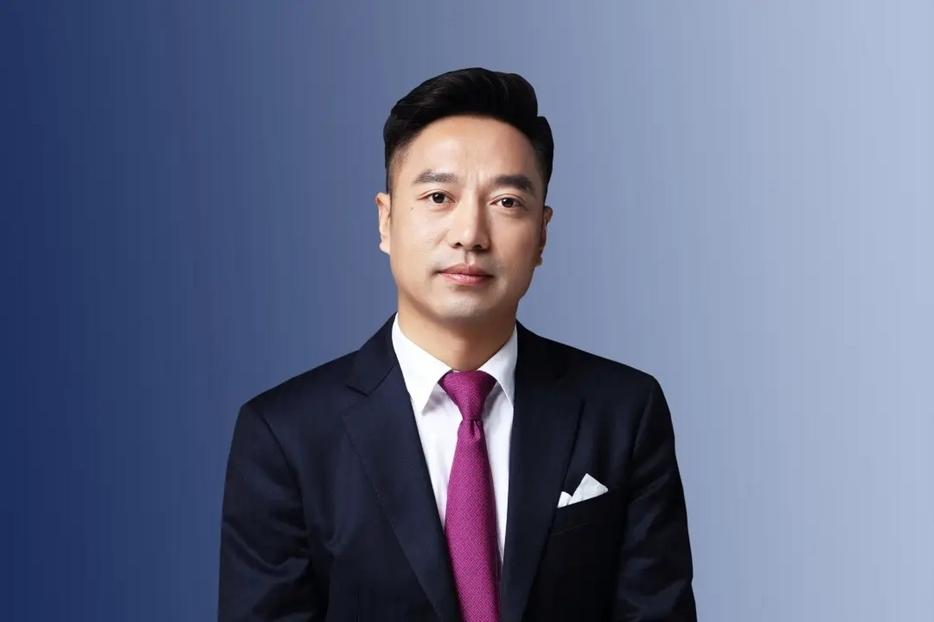 刘昊,1976年生于江西吉安,本科学历,奥海科技董事长.