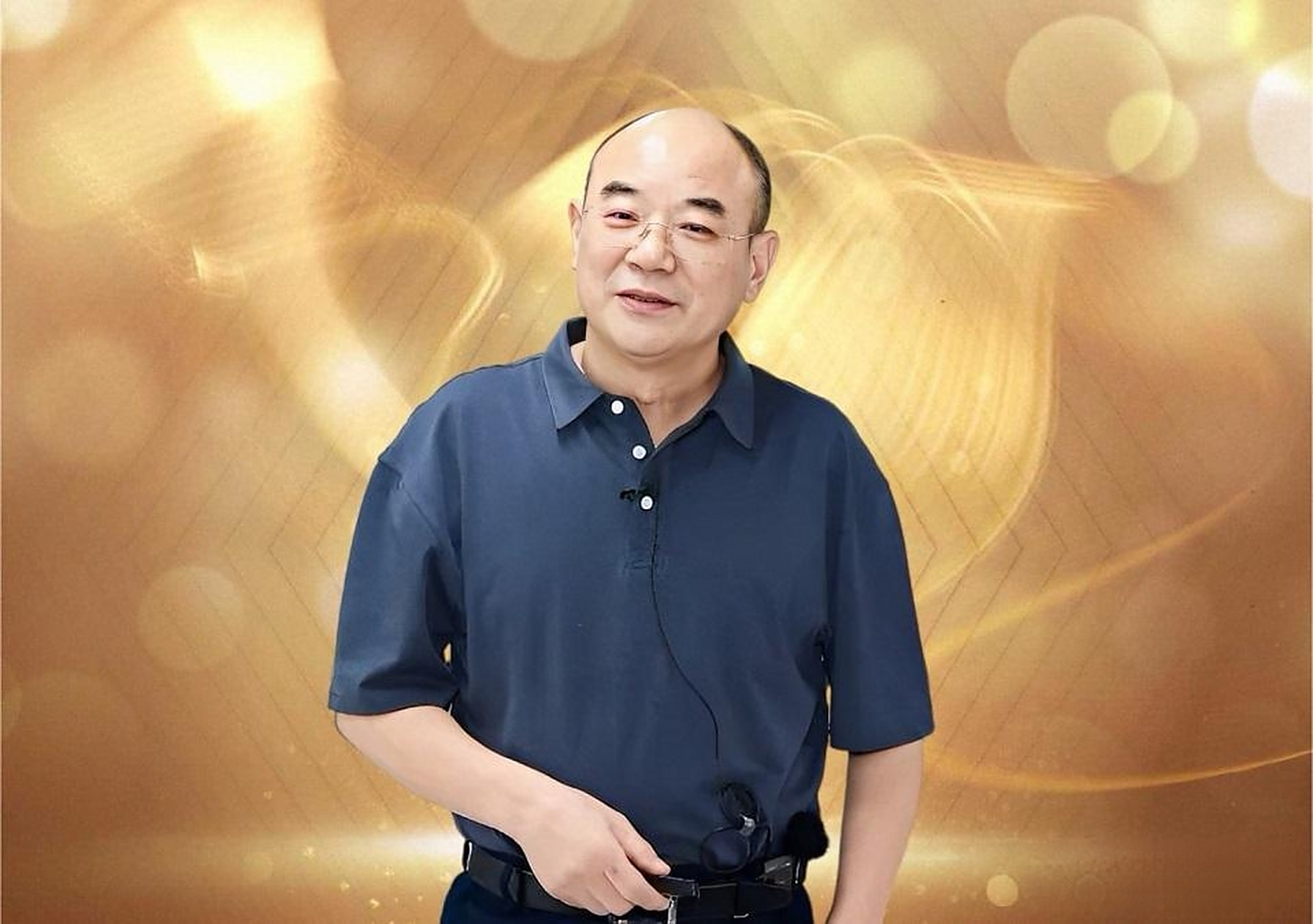 湖北省潜江市最新首富揭晓: 易贤忠,1959年生于湖北潜江,毕业于华南