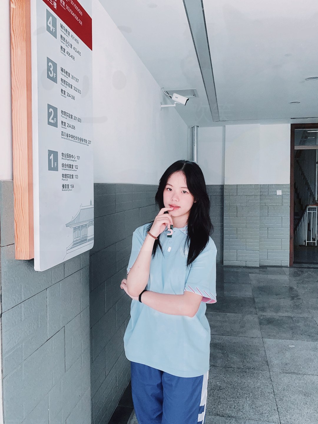 去检查花了千把块补了记忆力的,成绩上去了,真是好样的!妈妈为你骄傲!