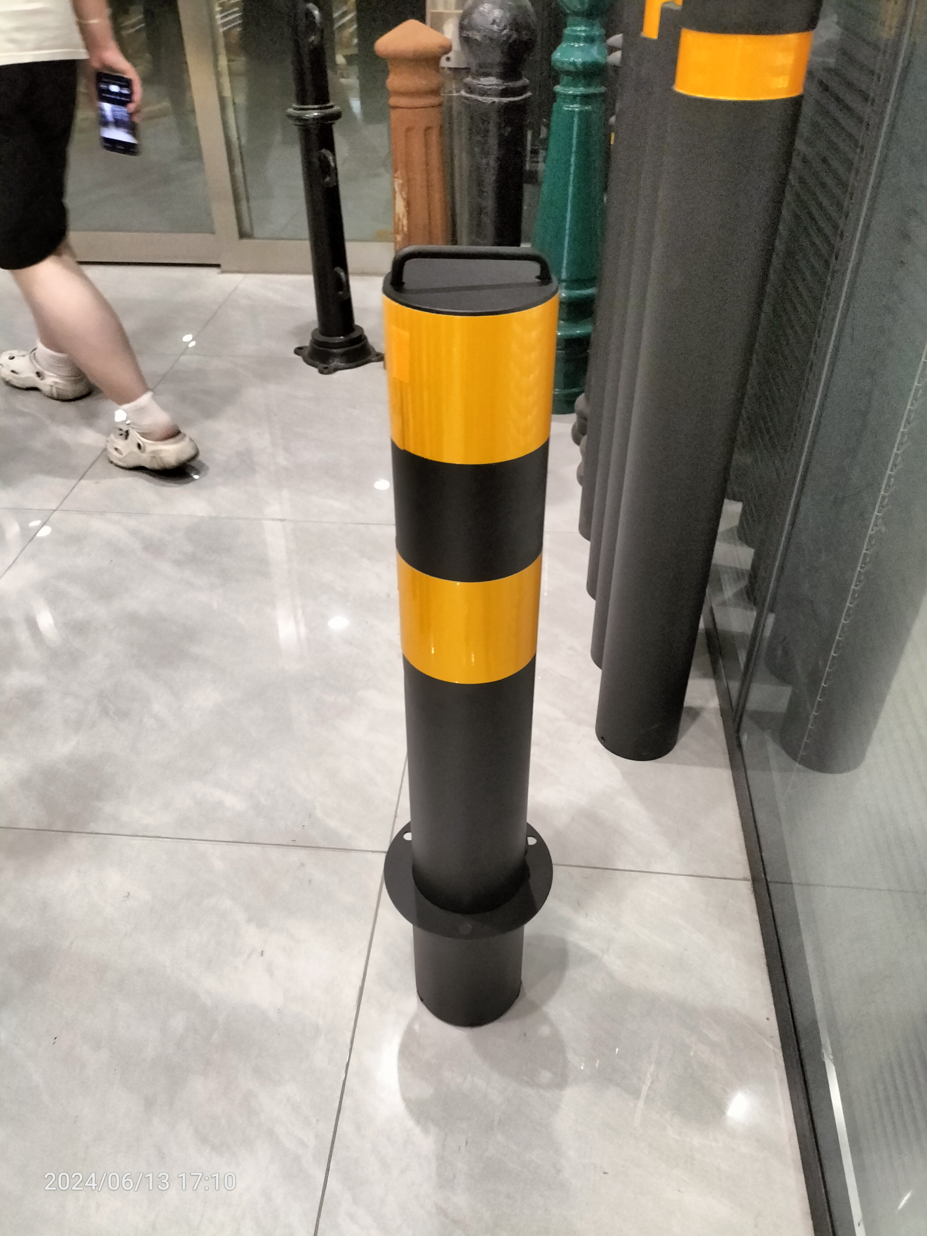 不锈钢警示柱隔离柱道路驻车桩