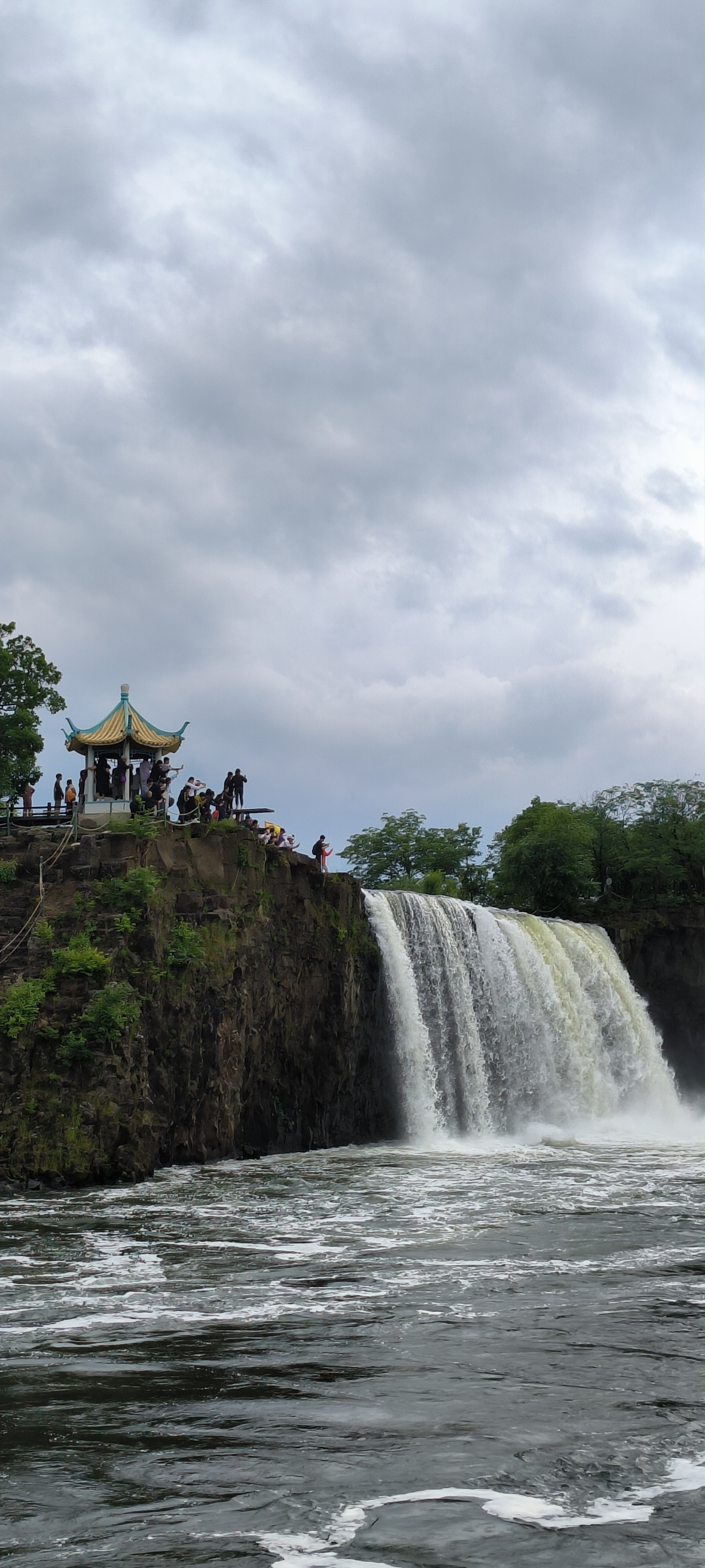 镜泊湖～吊水楼瀑布