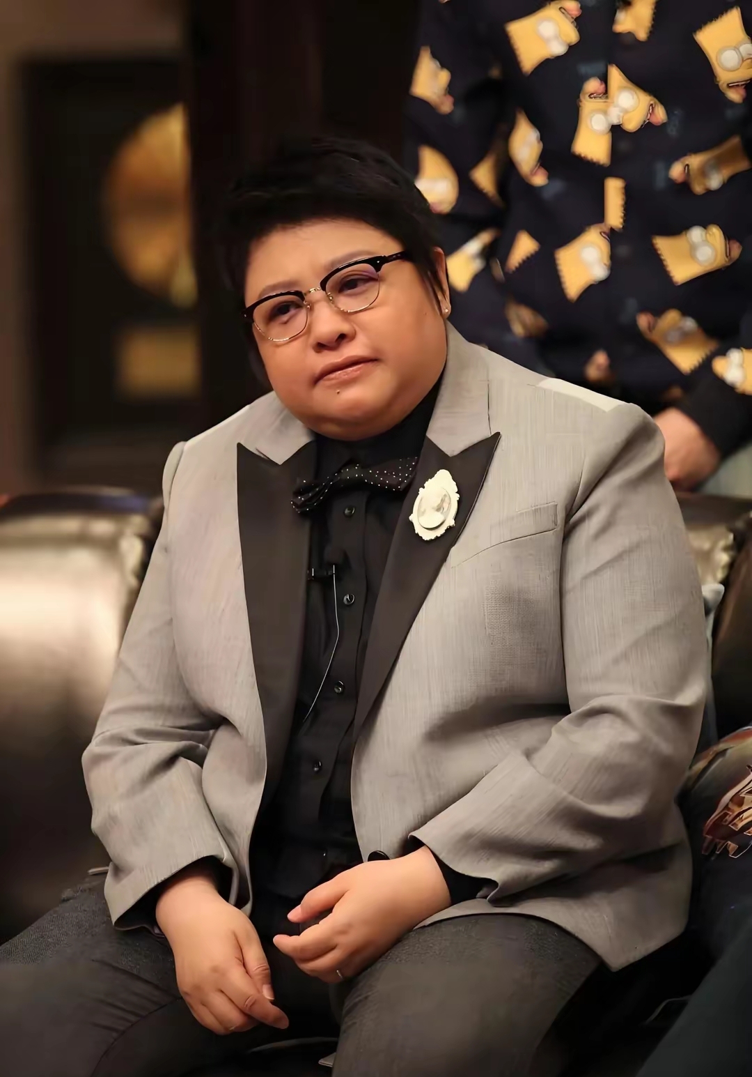 在蓝台综艺《闪光的夏天》中,韩红因选手在面对难度选择时只图自保