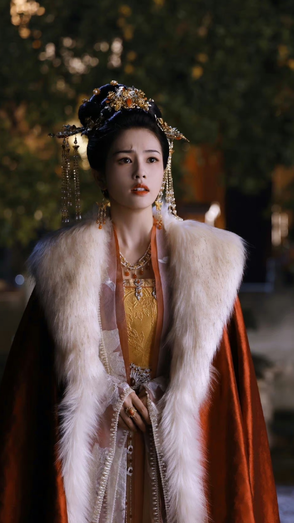 由白鹿主演的两部电视剧同时段上线.