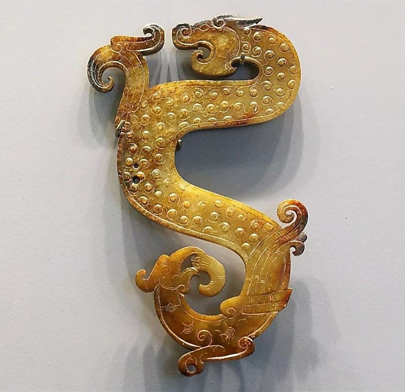 春秋战国时期——龙纹玉器