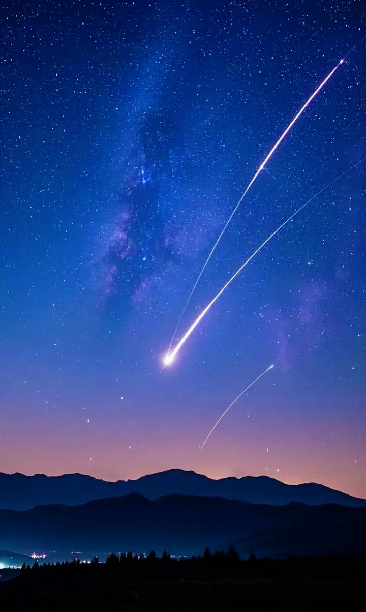 今天,一年一度的天琴座流星雨即将闪耀北半球夜空!
