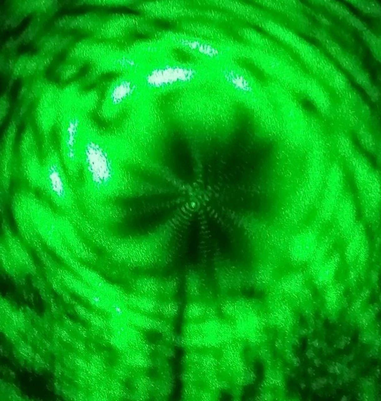 泊松亮斑实验,成功在墙上呈现