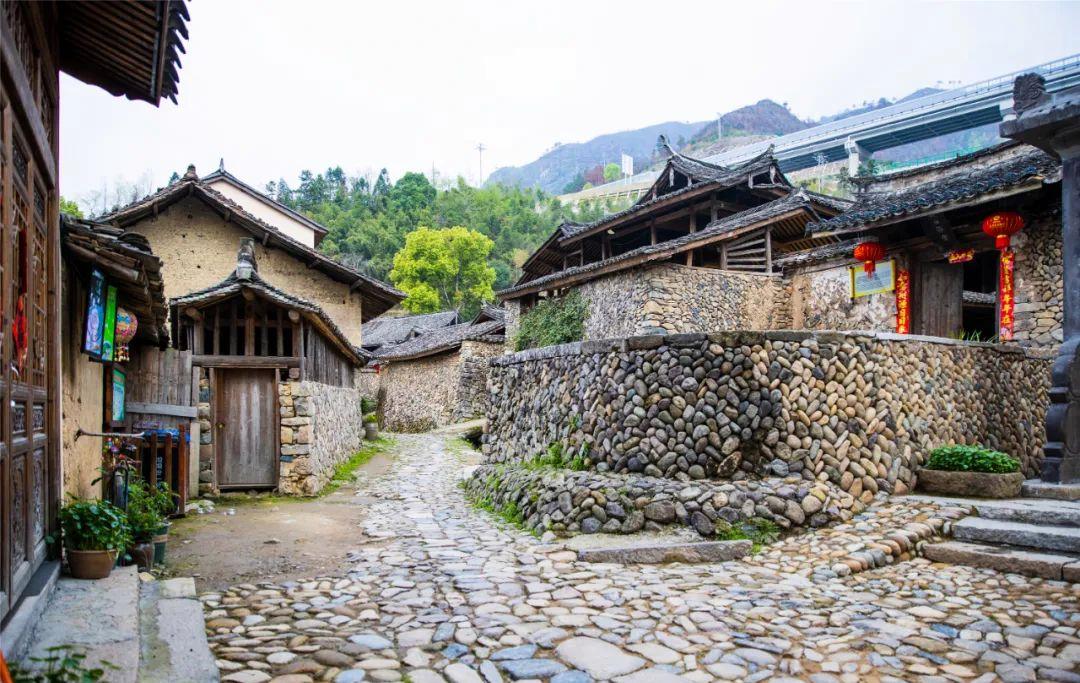 库村,坐落于泰顺县南浦溪镇的怀抱,犹如一颗璀璨的明珠,闪耀着唐宋