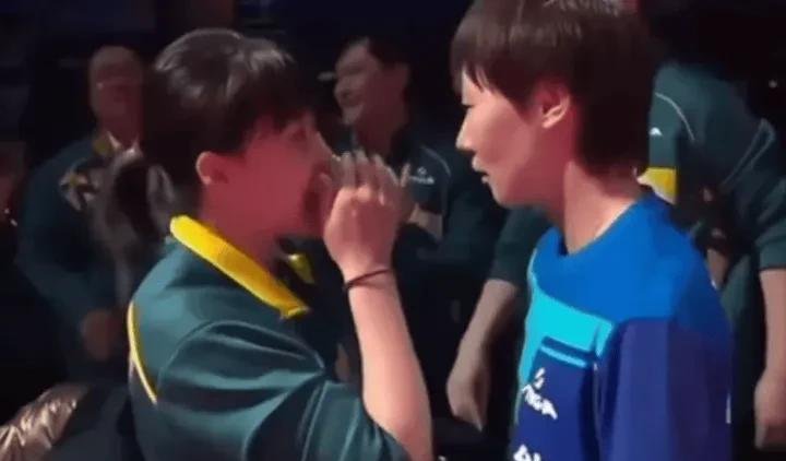 乒乓女子 世界杯四 分之一决相关图片4