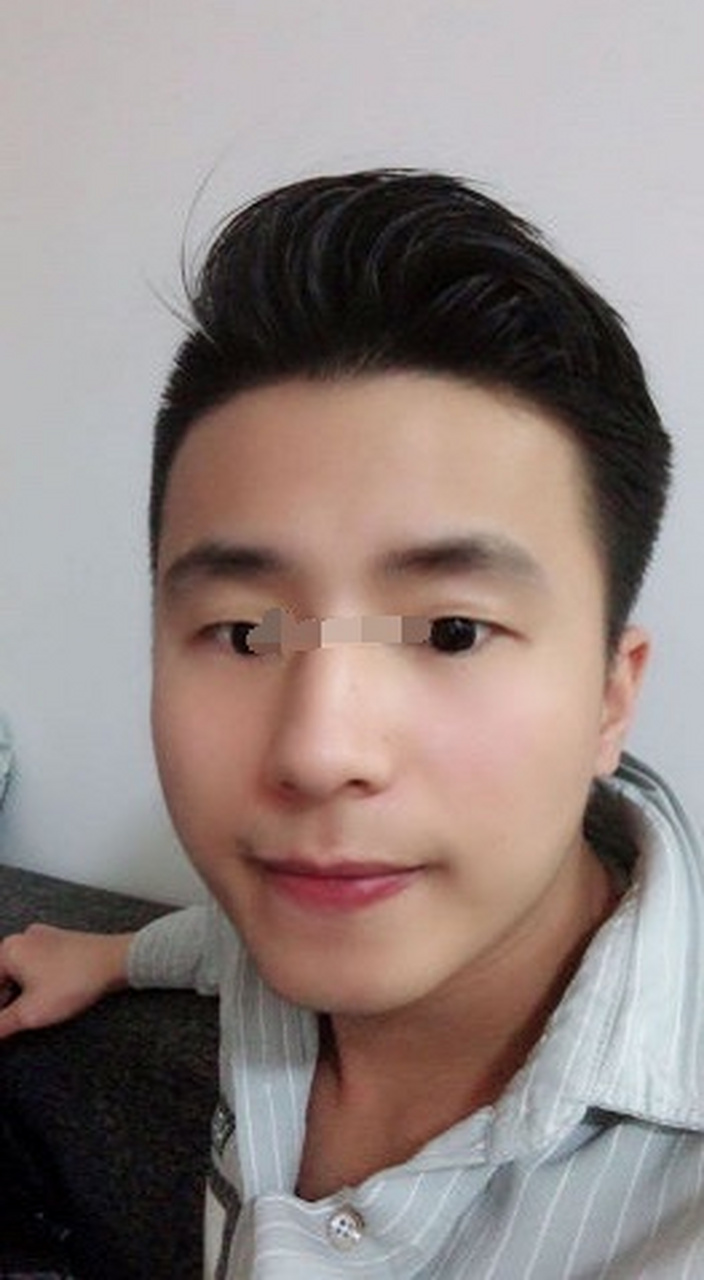 面相来看单眼皮眼尾下垂,眼尾下垂的男人一般都是好好先生类型的,个性