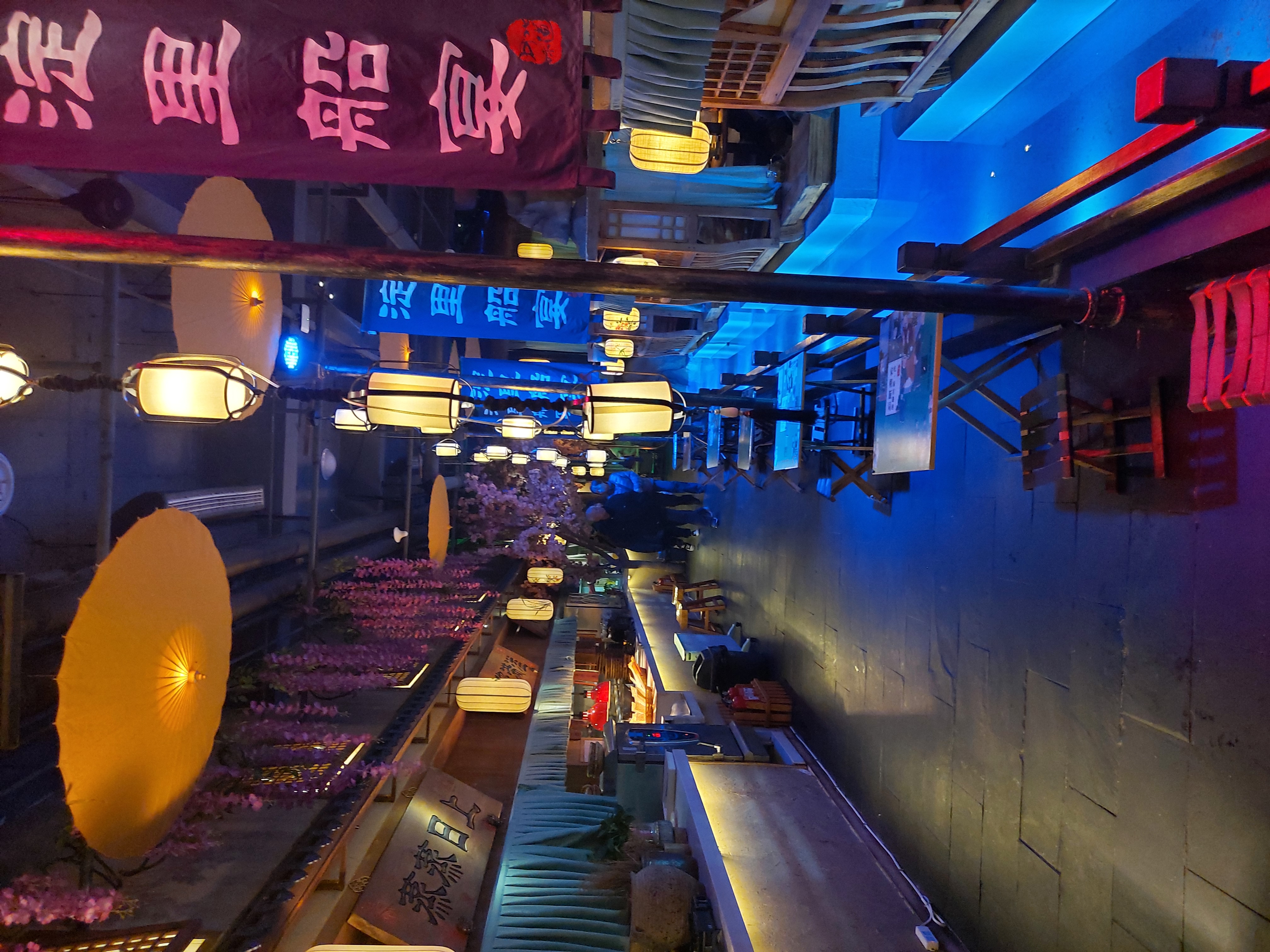 一家三口第一次来到保定