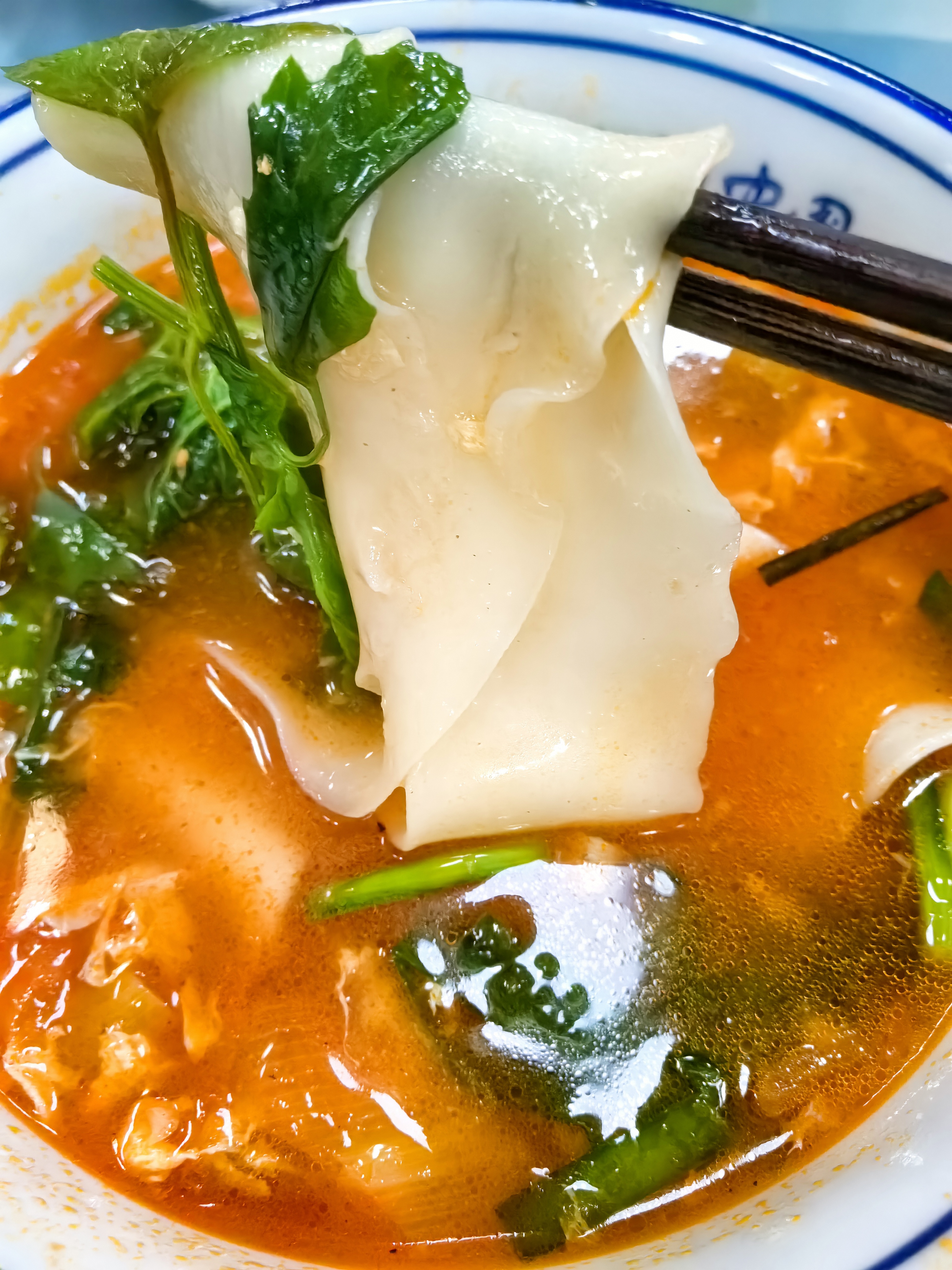 陕西杨凌蘸水面,一根一根算钱吃的面,好吃,赞!