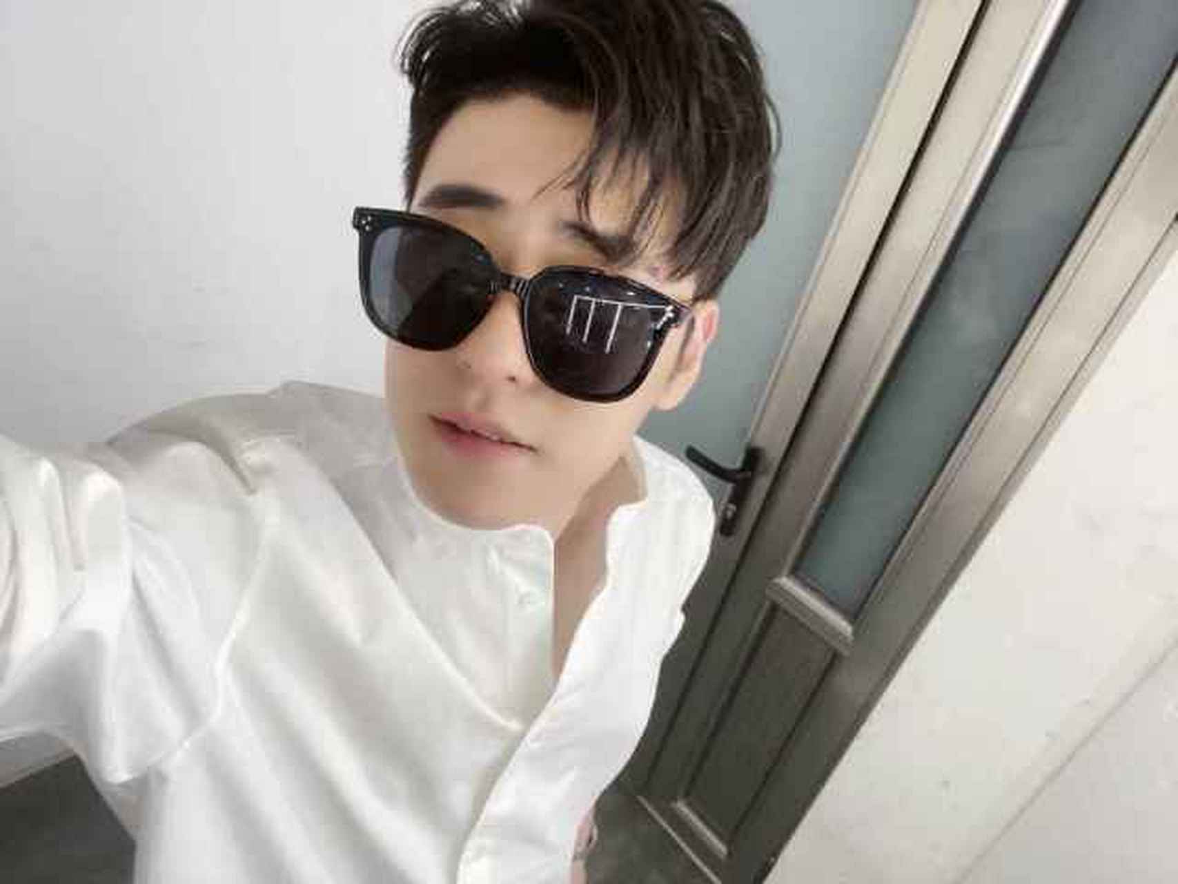 《蓝色天空》大卖