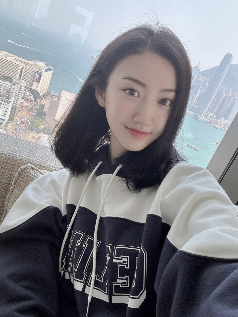 景甜可爱美照④