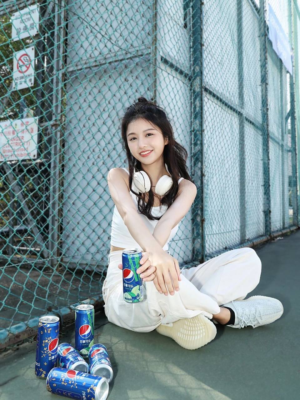 张翰新女友高文君,还是亚洲小姐,确实漂亮吖～张翰真有眼光.