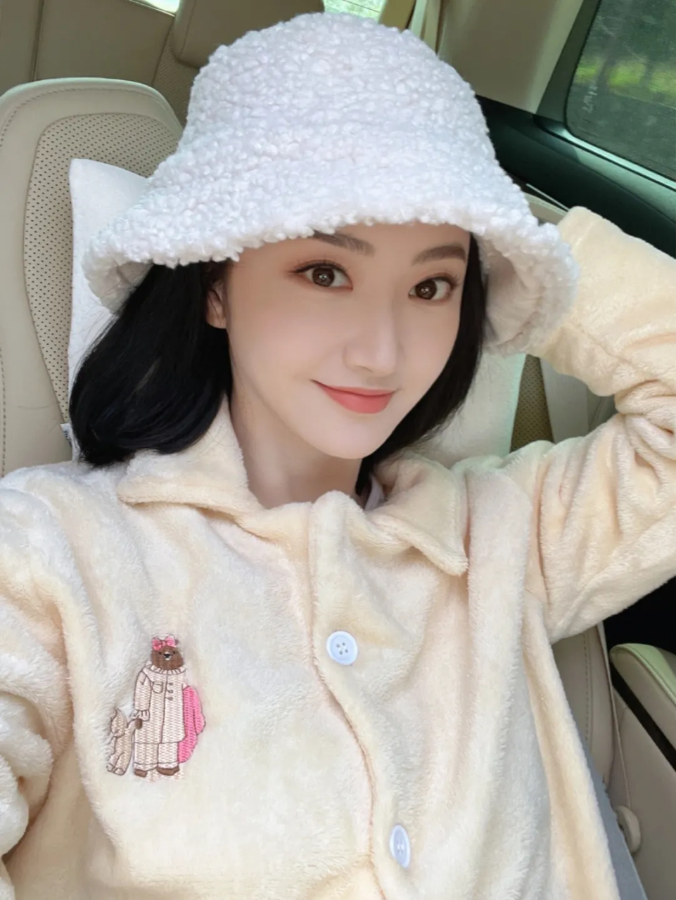 景甜可爱美照②