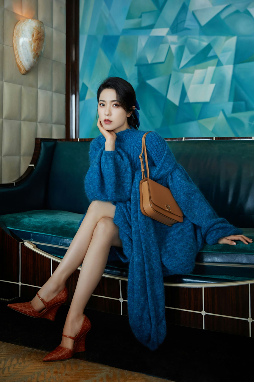 曾黎成熟御姐诱人美腿～(2)