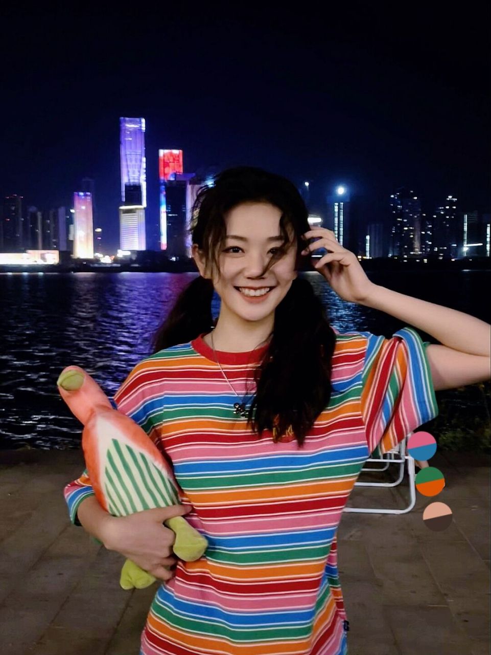 许嵩女朋友冯禧美照