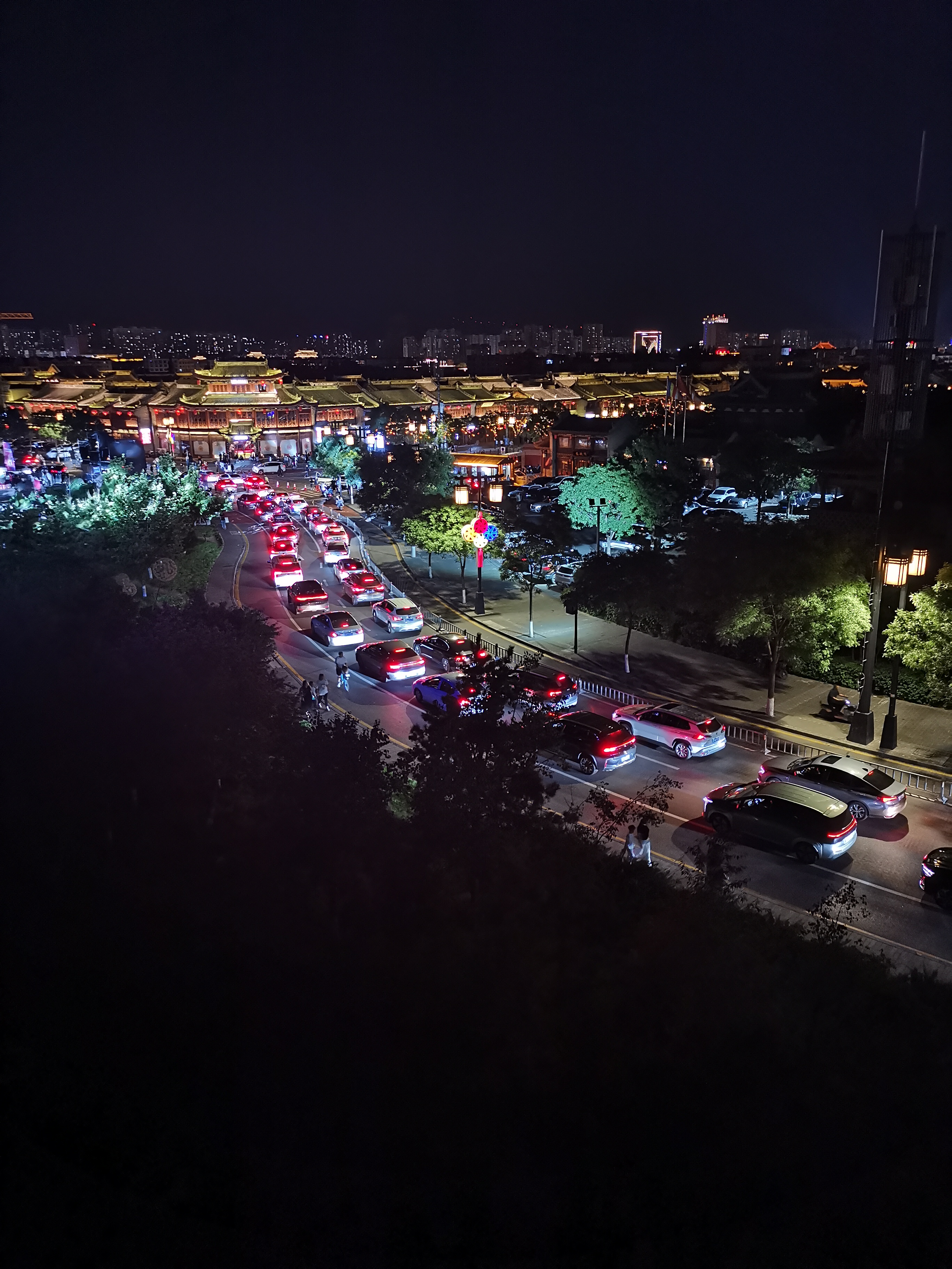 大同古城夜景观赏  天下大同,一朝古都.