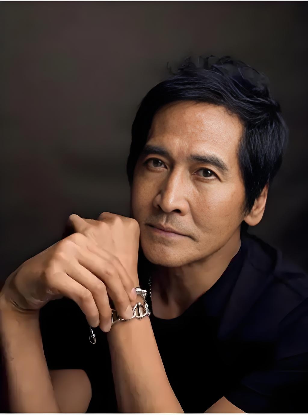 近日,著名歌手齐秦被曝出罹患肺癌晚期,在北京接受治疗,引起广泛