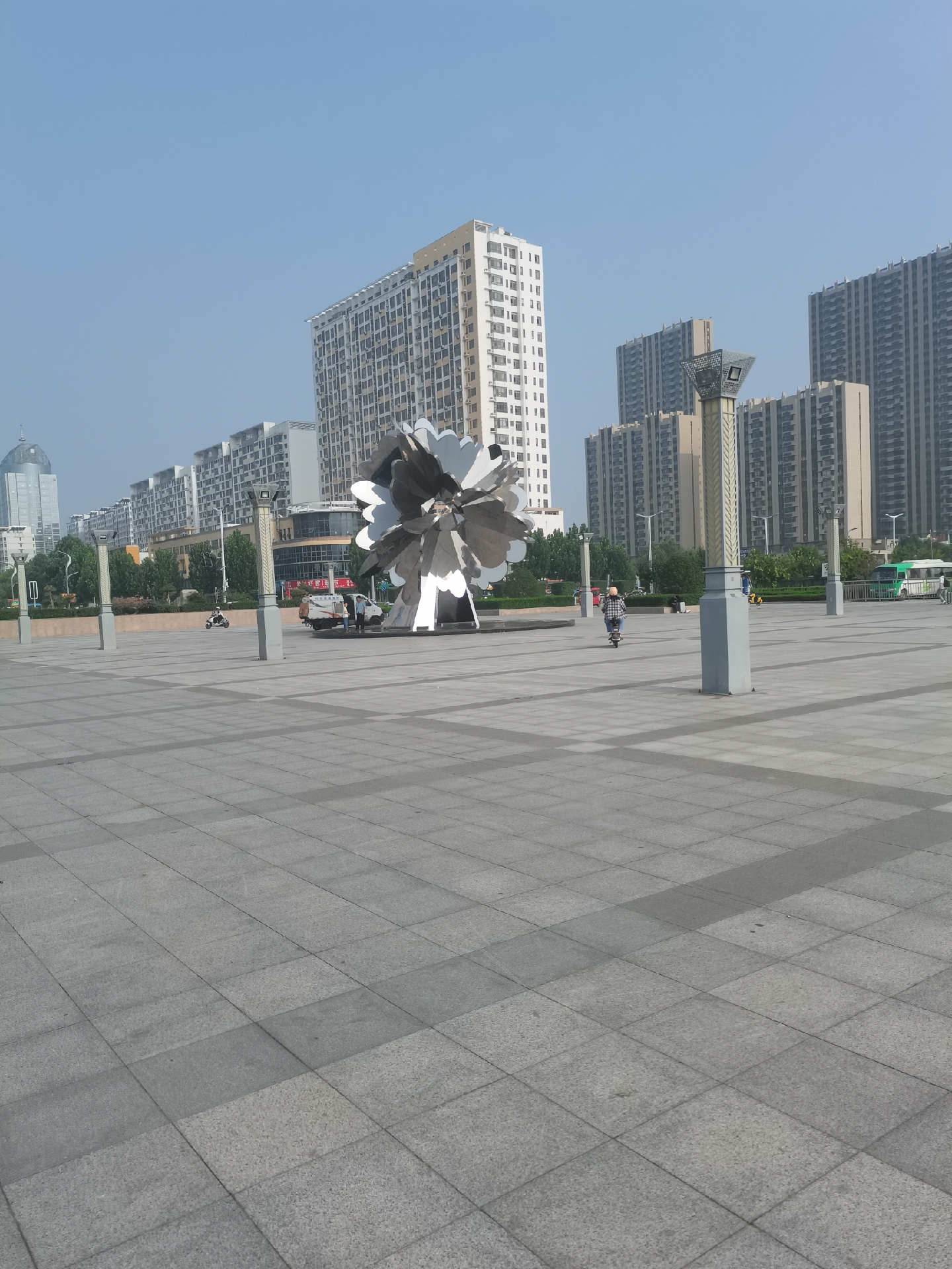 放假之前从能开始买高铁票的那个时刻就及早提前买好了票