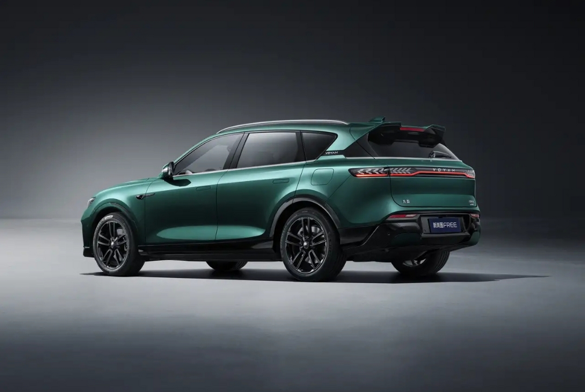 全新岚图free上市,这次售价不再坚持30万 ,直接给除出了26.