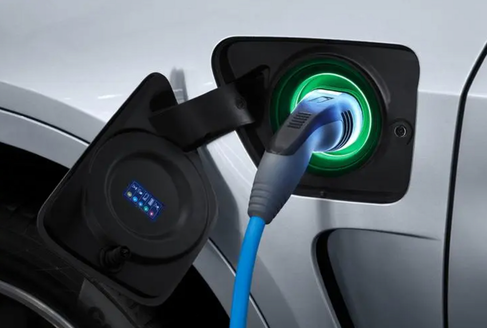 做个调查:5分钟充电,新增续航多少公里能取代加油.